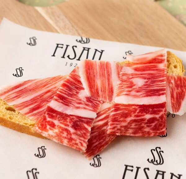 El jamón ibérico no engorda y es apto para quienes cuidan su alimentación y vigilan su peso.